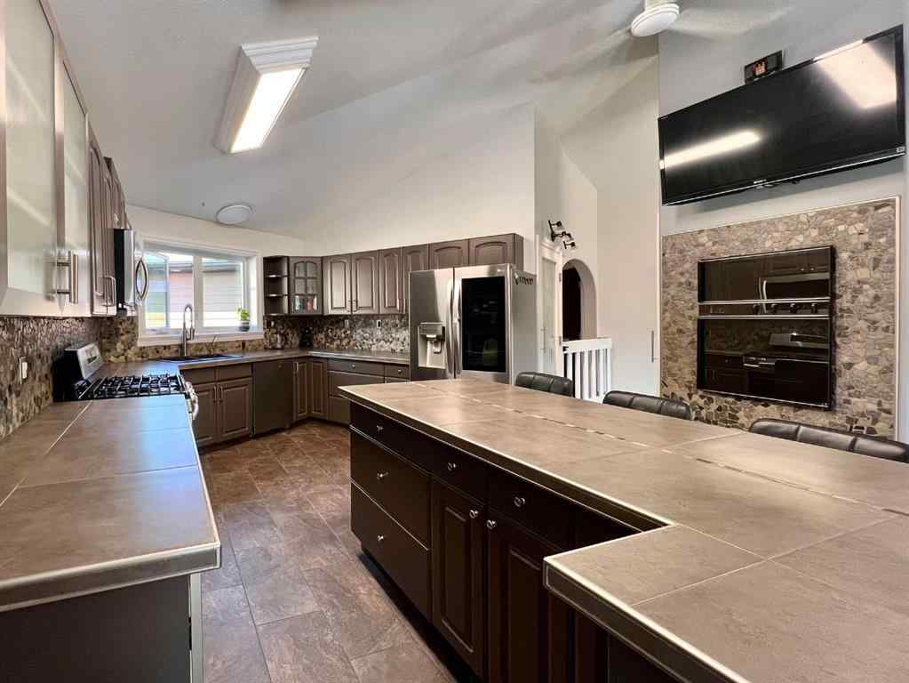 MLS® A2257581 - 703010 Range Road 63   in NONE Rural Grande Prairie No. 1, County of, Residential
