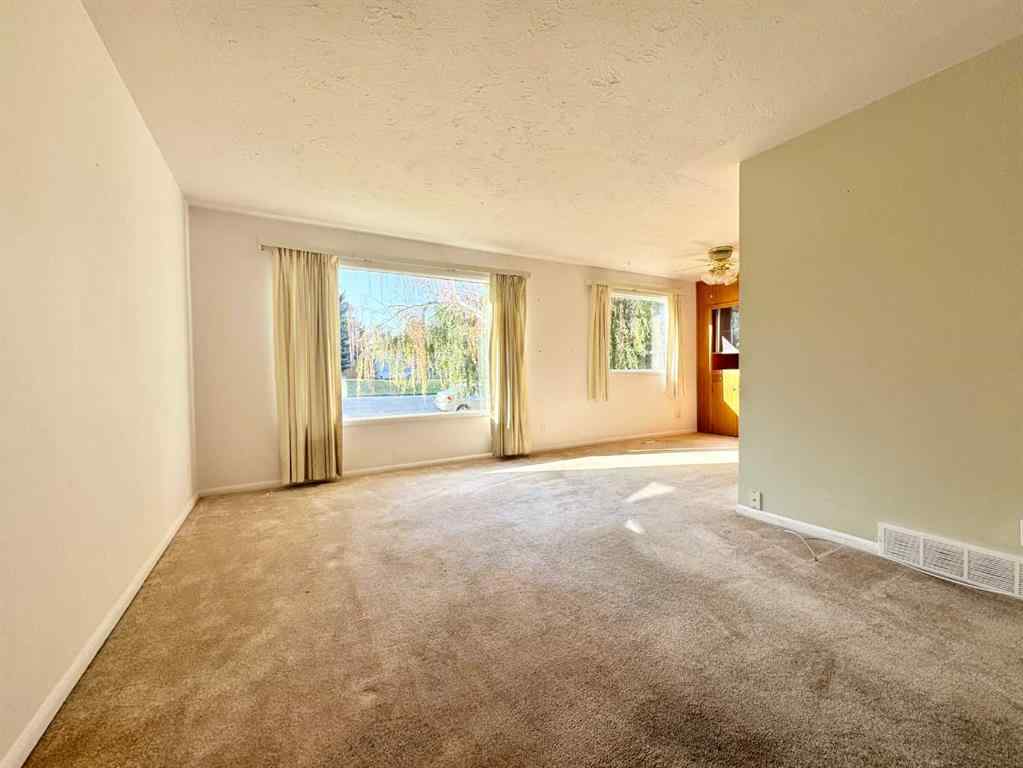 MLS® A2257587 - 809 11 Avenue S in Fleetwood Lethbridge, Residential