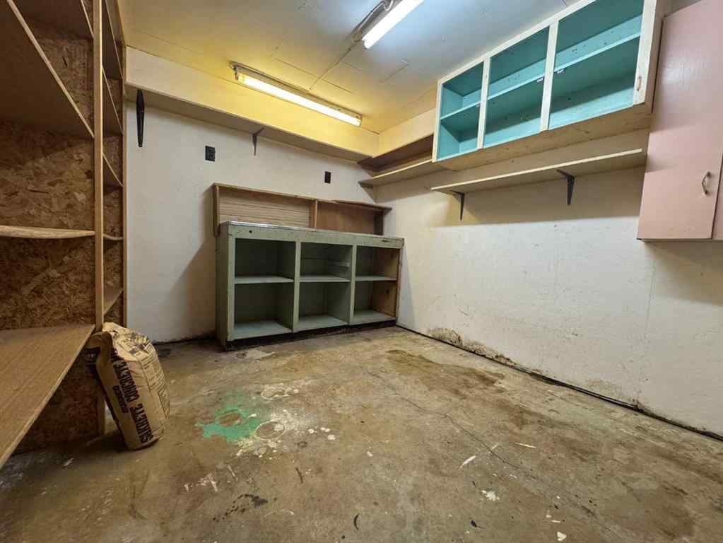 MLS® A2257587 - 809 11 Avenue S in Fleetwood Lethbridge, Residential
