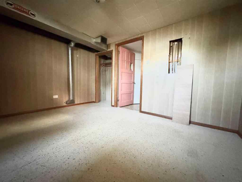 MLS® A2257587 - 809 11 Avenue S in Fleetwood Lethbridge, Residential
