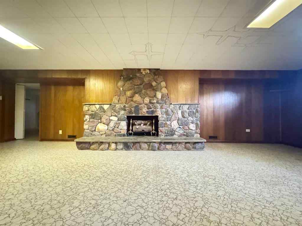 MLS® A2257587 - 809 11 Avenue S in Fleetwood Lethbridge, Residential
