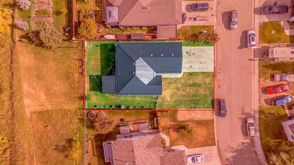 MLS® A2257589 - 20 Cambridge Drive  in NONE Carbon, Residential