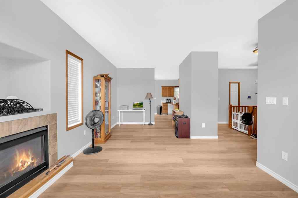MLS® A2257589 - 20 Cambridge Drive  in NONE Carbon, Residential