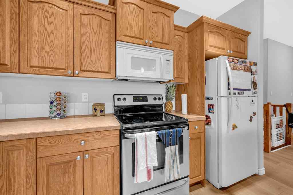 MLS® A2257589 - 20 Cambridge Drive  in NONE Carbon, Residential