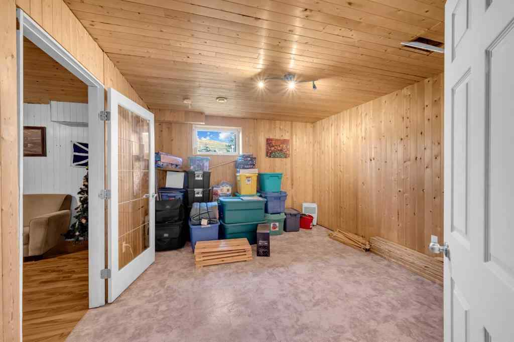 MLS® A2257589 - 20 Cambridge Drive  in NONE Carbon, Residential