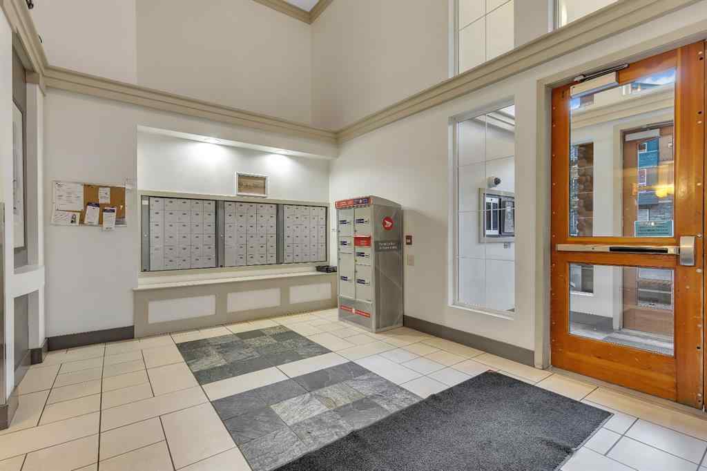 MLS® A2257592 - Unit #327 22 Richard Place SW in Lincoln Park Calgary, Residential