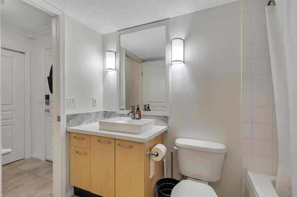 MLS® A2257592 - Unit #327 22 Richard Place SW in Lincoln Park Calgary, Residential