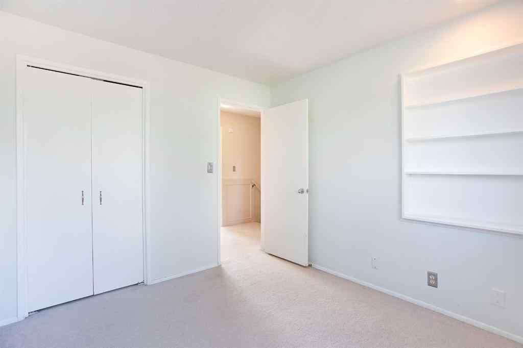 MLS® A2257594 - 135 Parkglen Crescent SE in Parkland Calgary, Residential