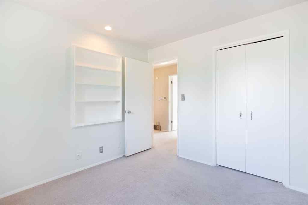 MLS® A2257594 - 135 Parkglen Crescent SE in Parkland Calgary, Residential