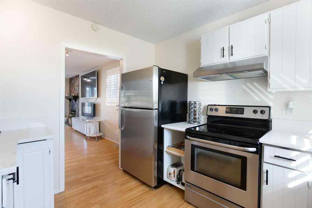 MLS® A2257595 - 1522 35 Street SE in Albert Park/Radisson Heights Calgary, Residential