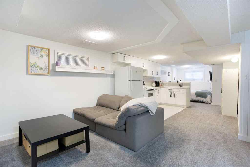 MLS® A2257595 - 1522 35 Street SE in Albert Park/Radisson Heights Calgary, Residential