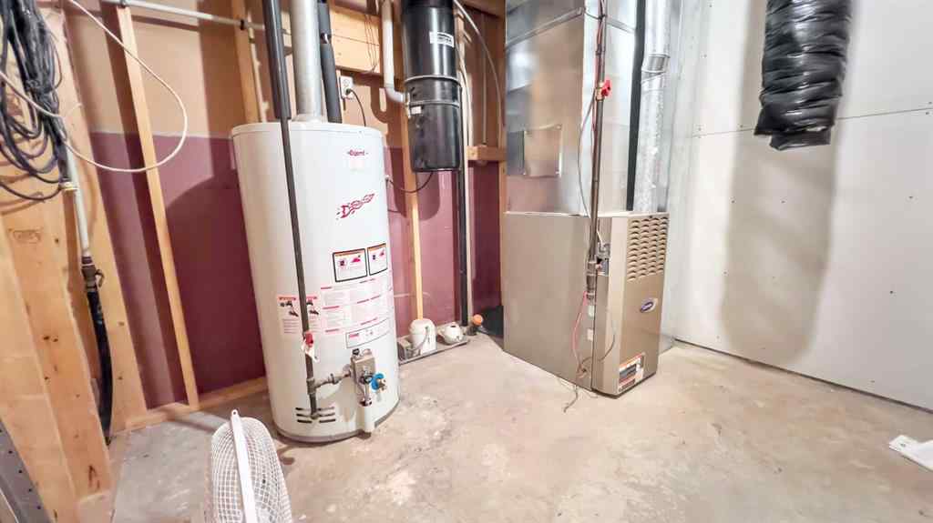MLS® A2257597 - 6 Drake Street  in NONE Fleet, Residential