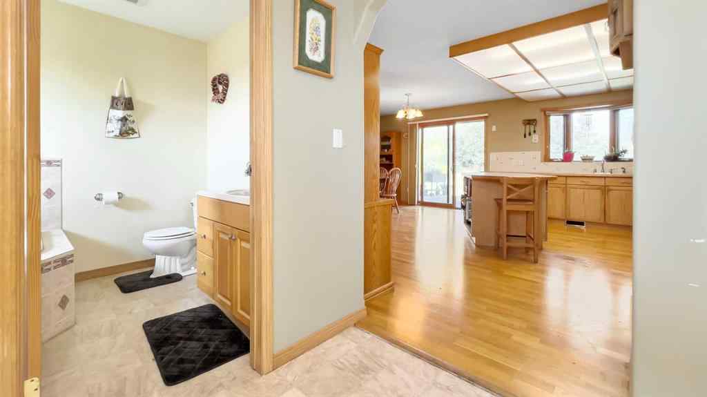 MLS® A2257597 - 6 Drake Street  in NONE Fleet, Residential