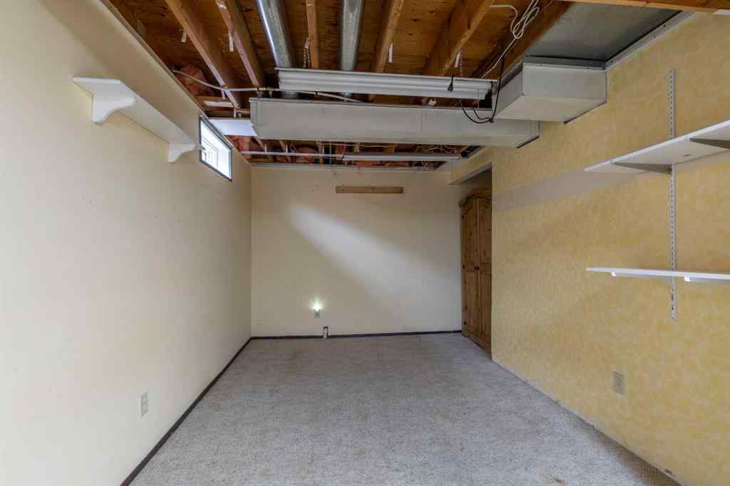 MLS® A2257604 - 51 Temple Boulevard W in Varsity Village Lethbridge, Residential