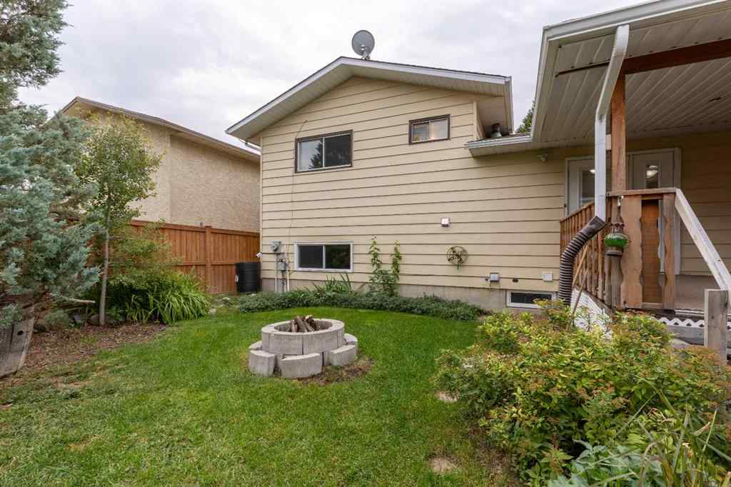 MLS® A2257604 - 51 Temple Boulevard W in Varsity Village Lethbridge, Residential