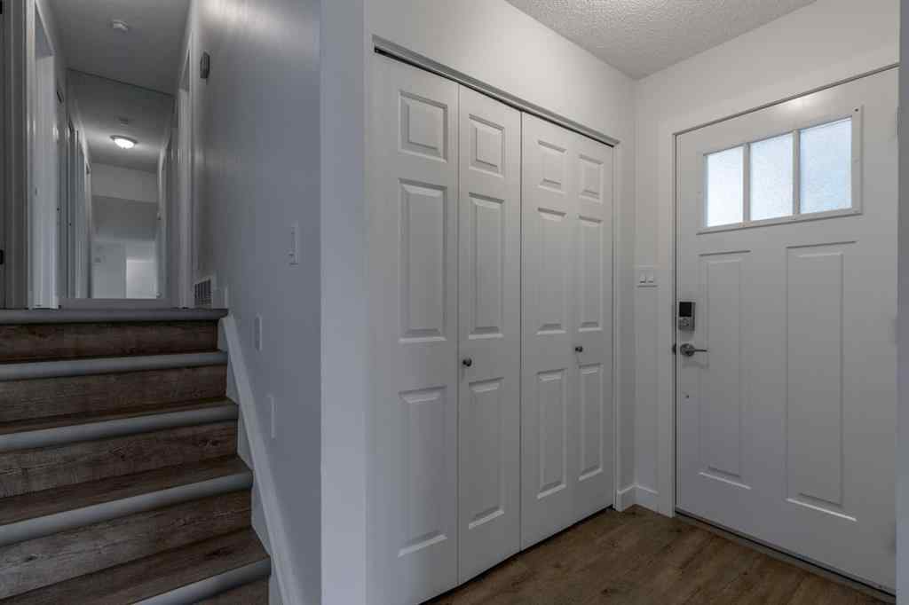 MLS® A2257604 - 51 Temple Boulevard W in Varsity Village Lethbridge, Residential