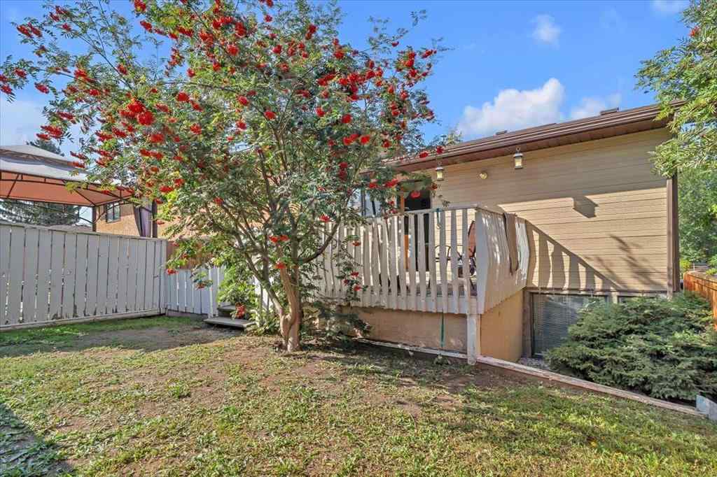 MLS&reg; # A2257605 - 201 4 Avenue SE in Downtown High River High River, Residential Open Houses