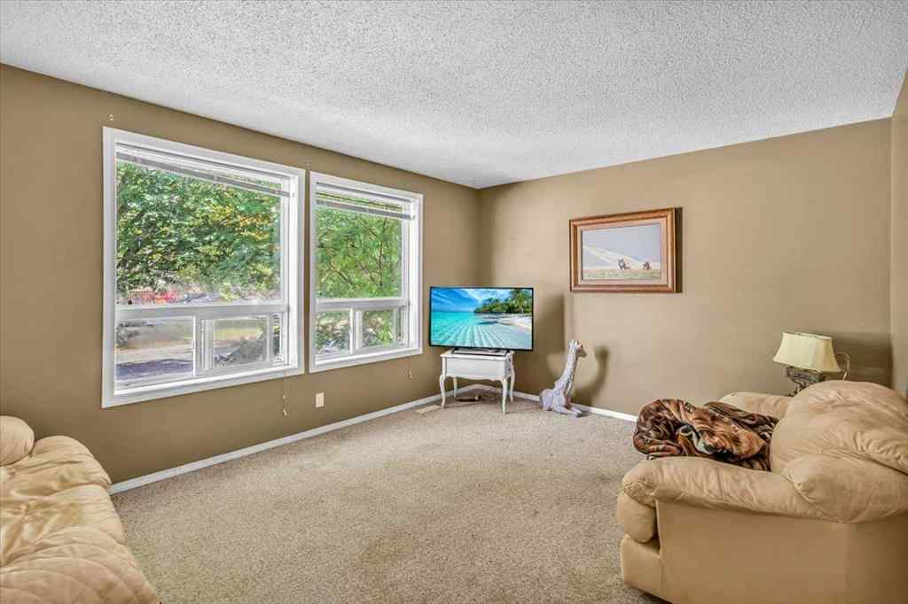 MLS&reg; # A2257605 - 201 4 Avenue SE in Downtown High River High River, Residential Open Houses