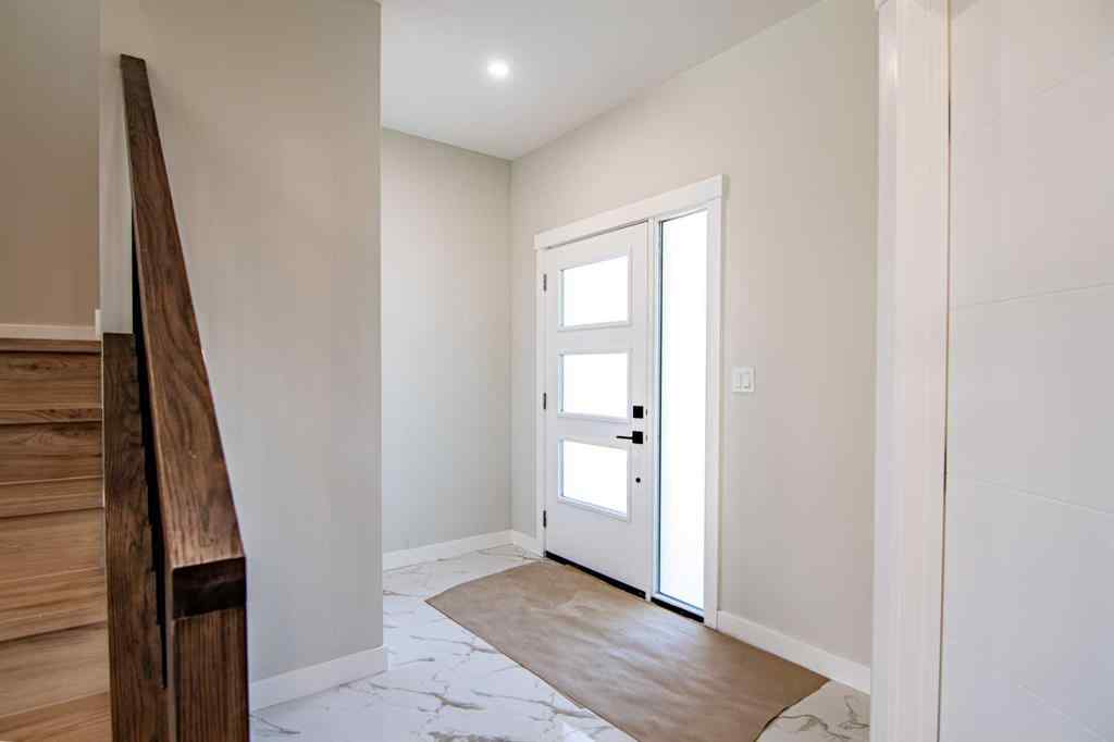 MLS® A2257607 - 29 Vintage Close  in Valley Ridge Blackfalds, Residential