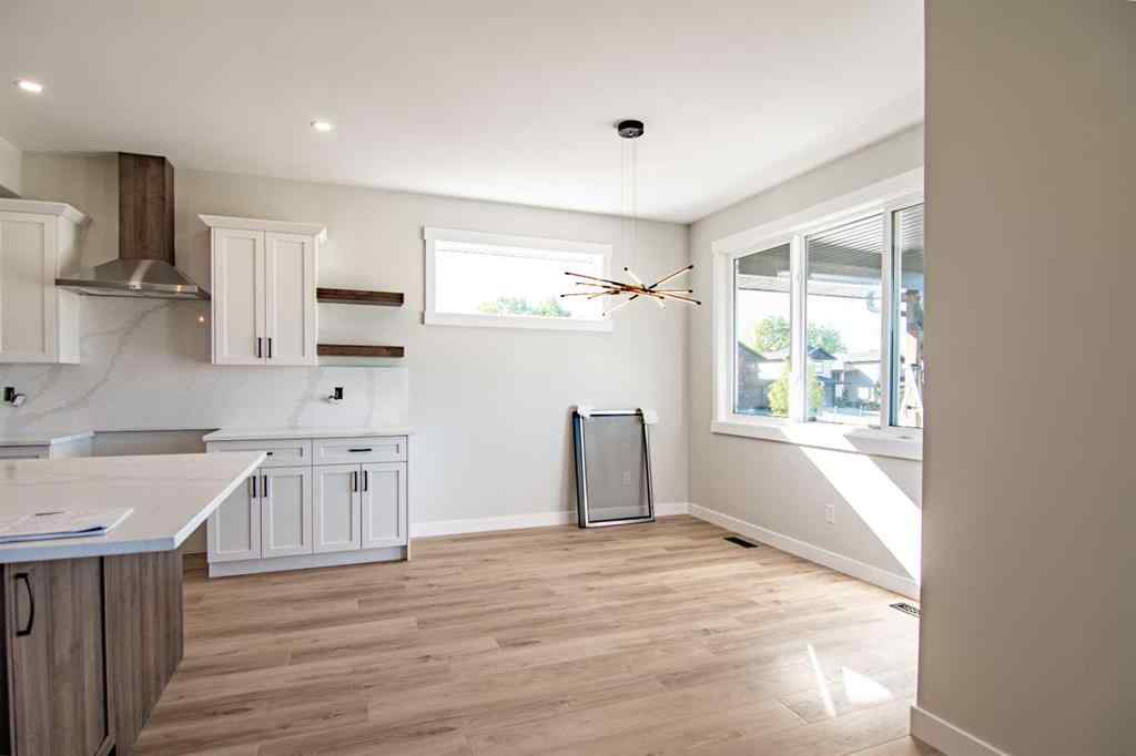 MLS® A2257607 - 29 Vintage Close  in Valley Ridge Blackfalds, Residential