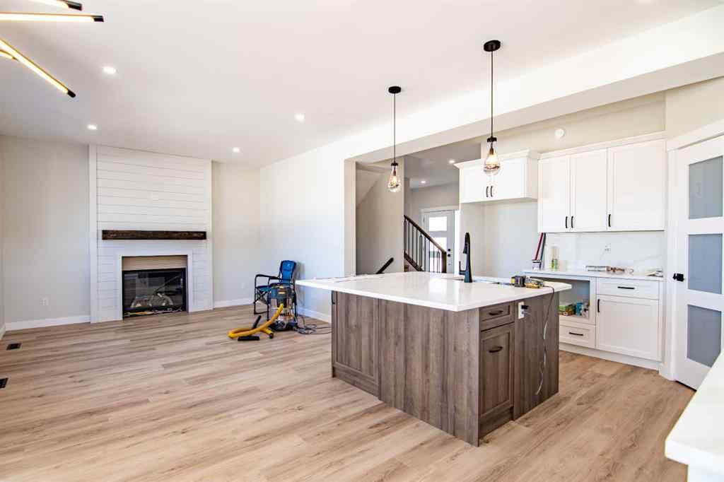 MLS® A2257607 - 29 Vintage Close  in Valley Ridge Blackfalds, Residential