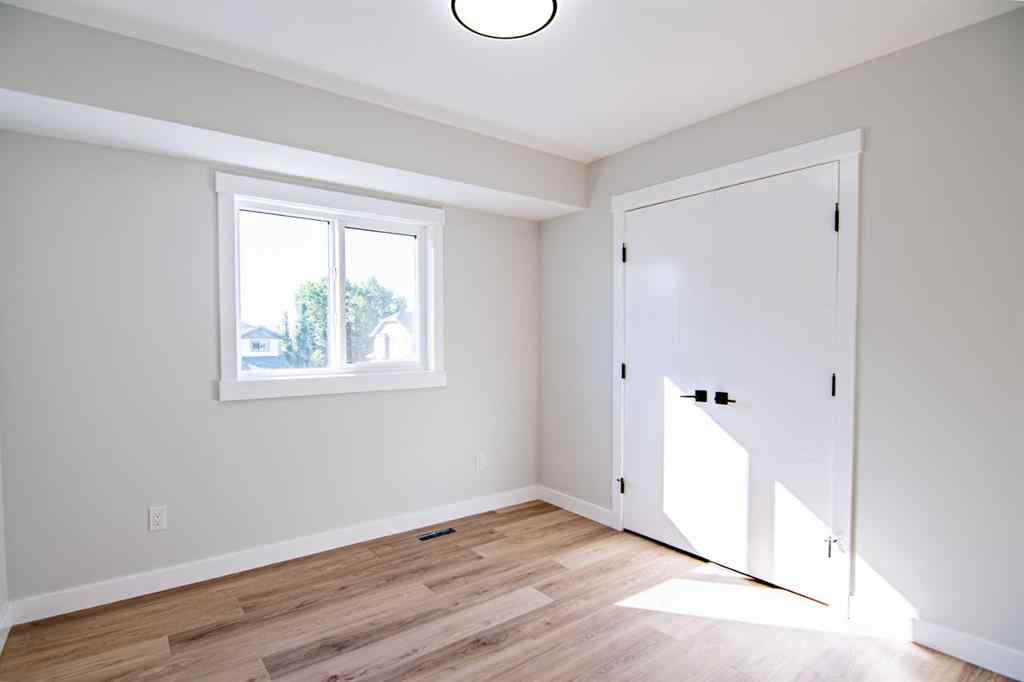 MLS® A2257607 - 29 Vintage Close  in Valley Ridge Blackfalds, Residential