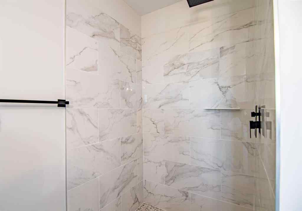 MLS® A2257607 - 29 Vintage Close  in Valley Ridge Blackfalds, Residential