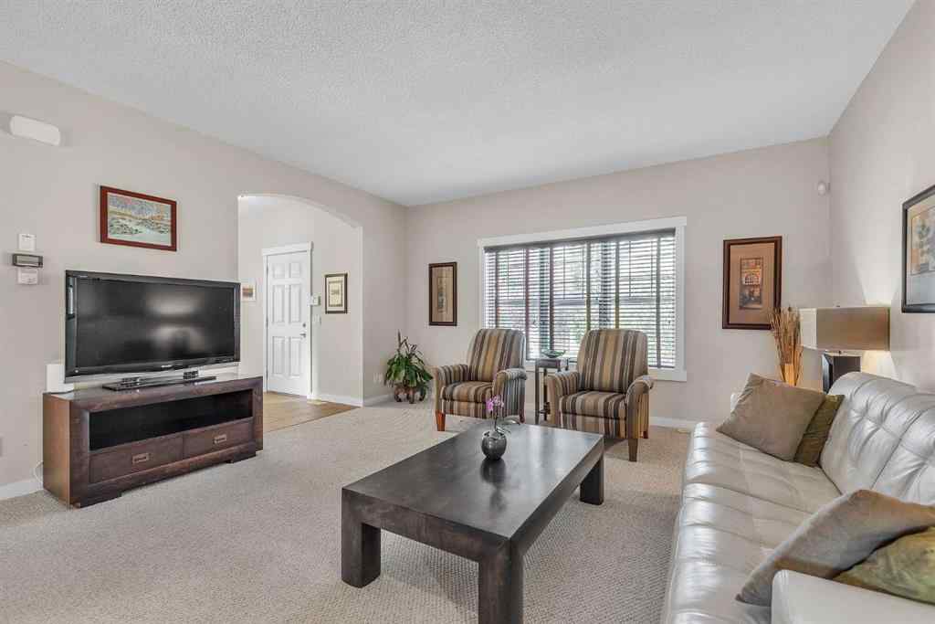MLS® A2257611 - 123 Elgin Terrace SE in McKenzie Towne Calgary, Residential