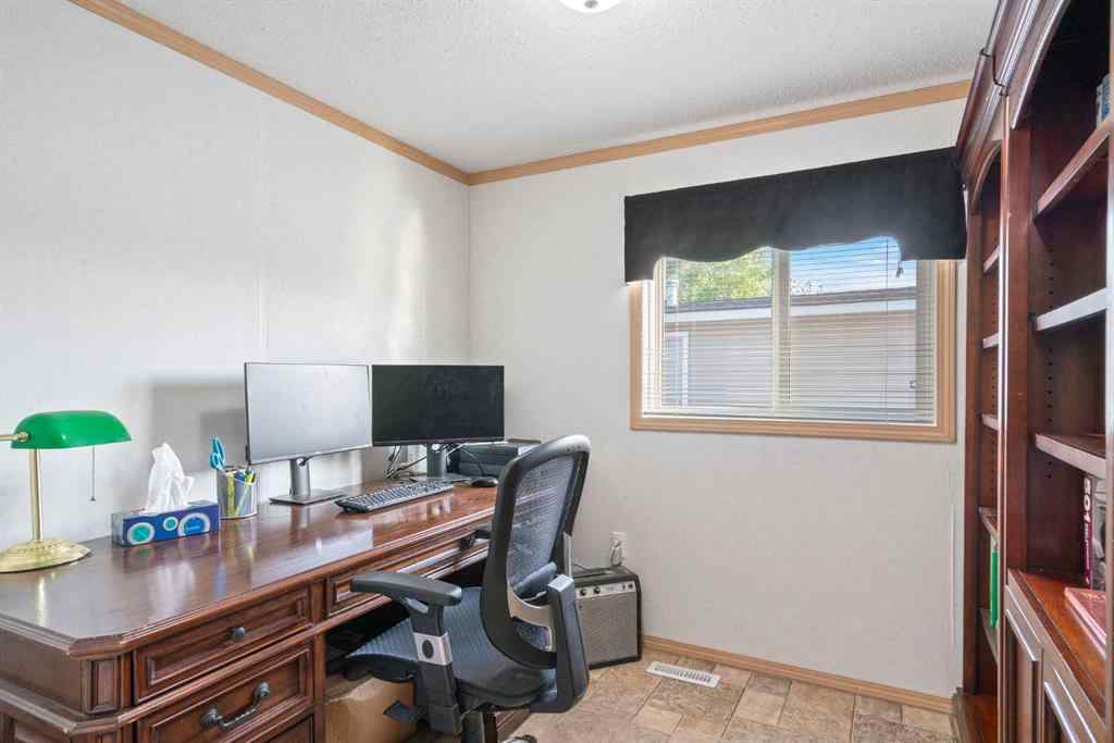 MLS® A2257613 - Unit #207 6220 17th Avenue SE in Red Carpet Calgary, Mobile