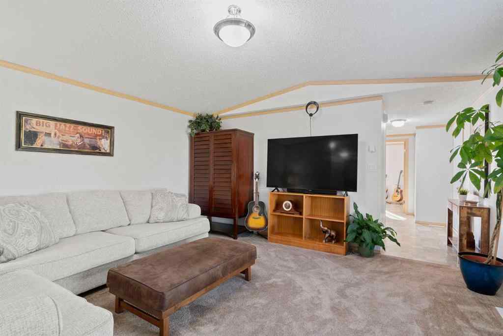 MLS® A2257613 - Unit #207 6220 17th Avenue SE in Red Carpet Calgary, Mobile