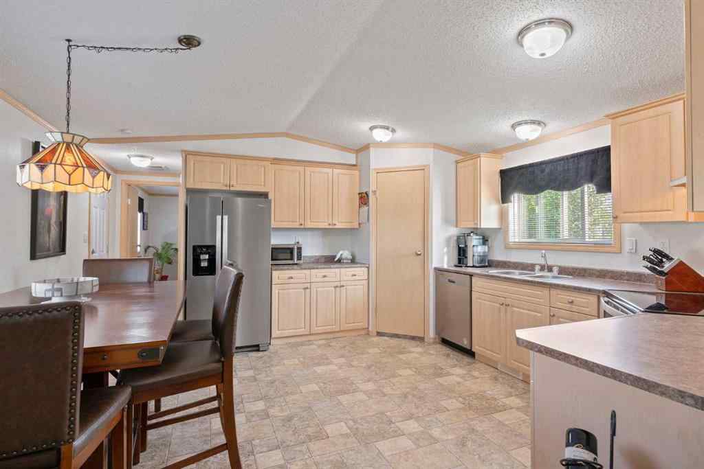 MLS® A2257613 - Unit #207 6220 17th Avenue SE in Red Carpet Calgary, Mobile
