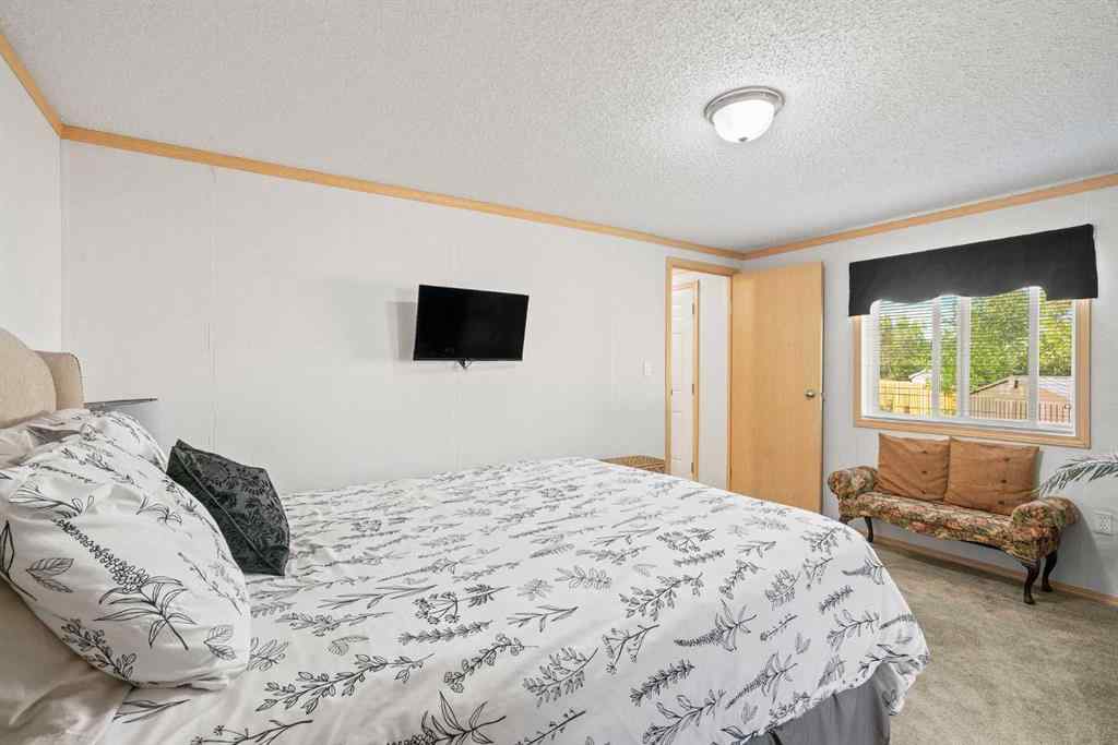 MLS® A2257613 - Unit #207 6220 17th Avenue SE in Red Carpet Calgary, Mobile