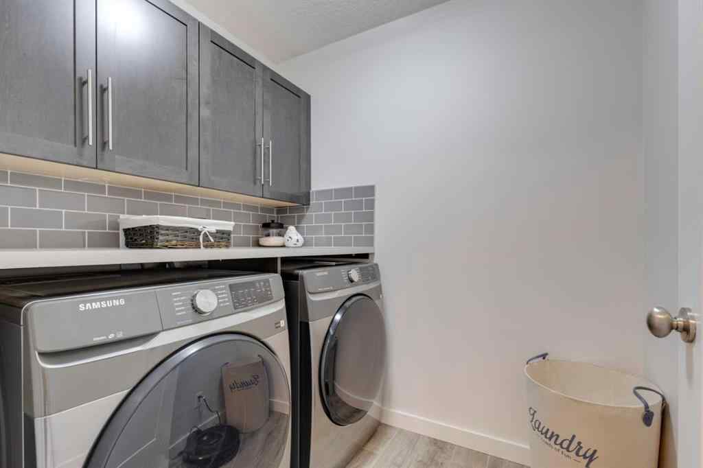 MLS® A2257615 - 161 Kingsmere Cove SE in Kings Heights Airdrie, Residential