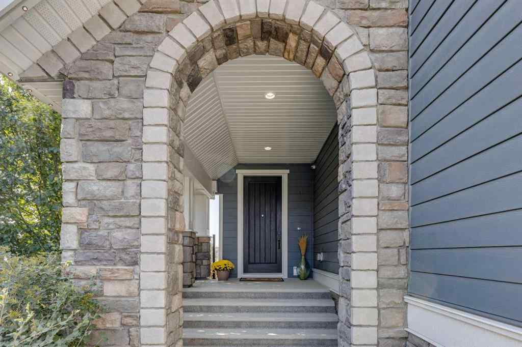 MLS® A2257615 - 161 Kingsmere Cove SE in Kings Heights Airdrie, Residential