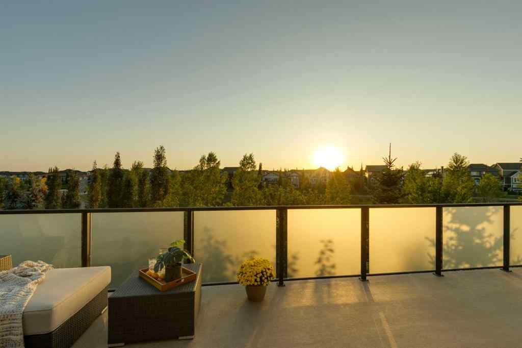 MLS® A2257615 - 161 Kingsmere Cove SE in Kings Heights Airdrie, Residential