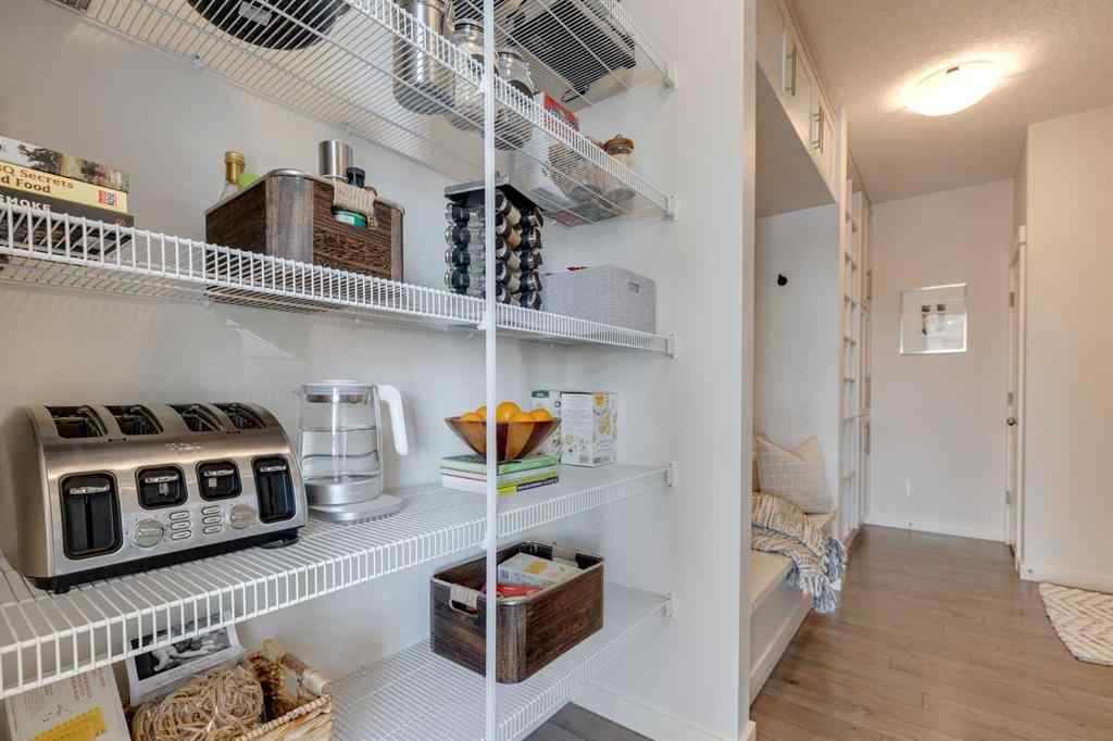 MLS® A2257615 - 161 Kingsmere Cove SE in Kings Heights Airdrie, Residential