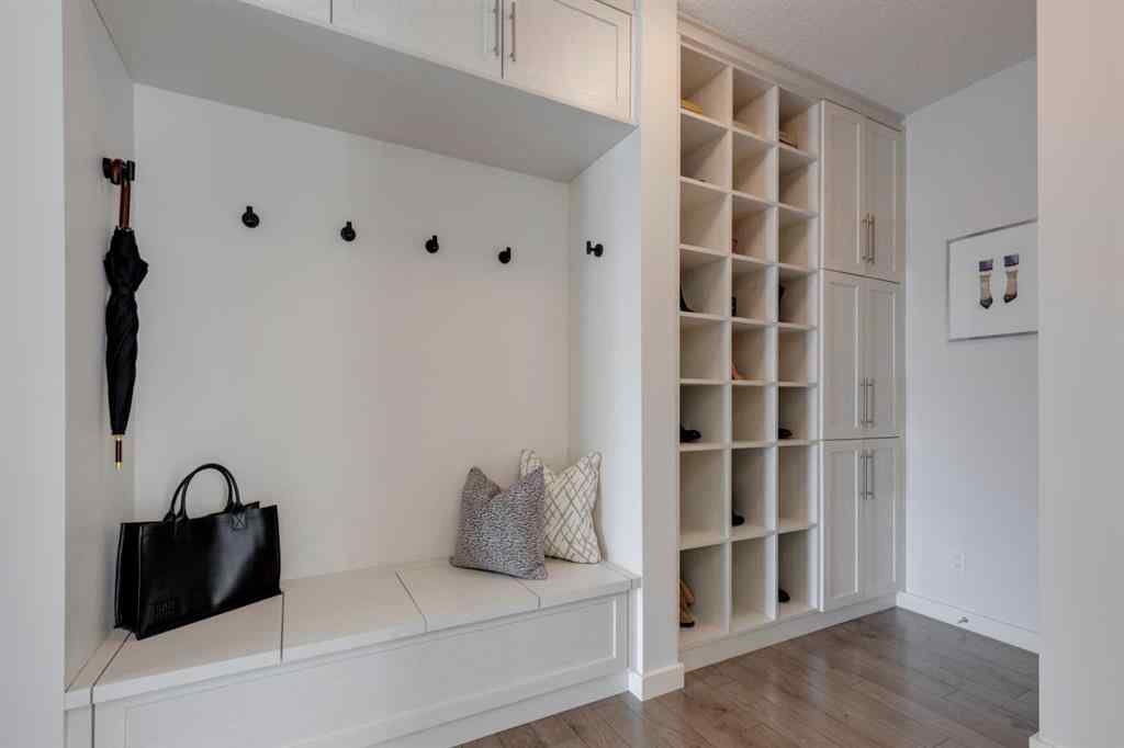 MLS® A2257615 - 161 Kingsmere Cove SE in Kings Heights Airdrie, Residential