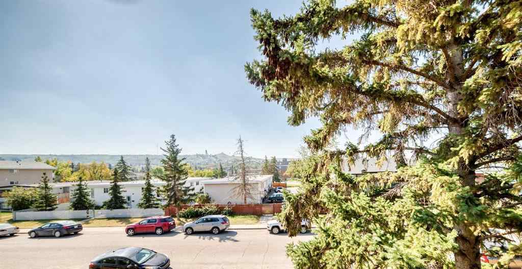 MLS® A2257618 - Unit #301 4512 75 Street NW in Bowness Calgary, Residential