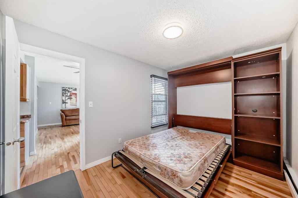 MLS® A2257618 - Unit #301 4512 75 Street NW in Bowness Calgary, Residential