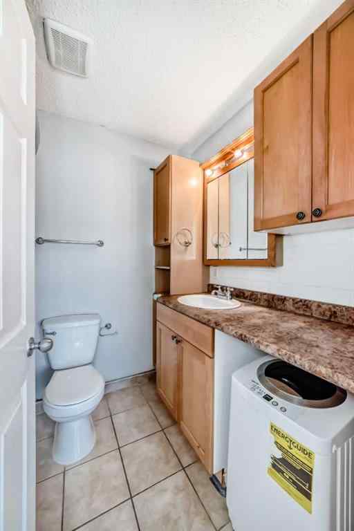 MLS® A2257618 - Unit #301 4512 75 Street NW in Bowness Calgary, Residential