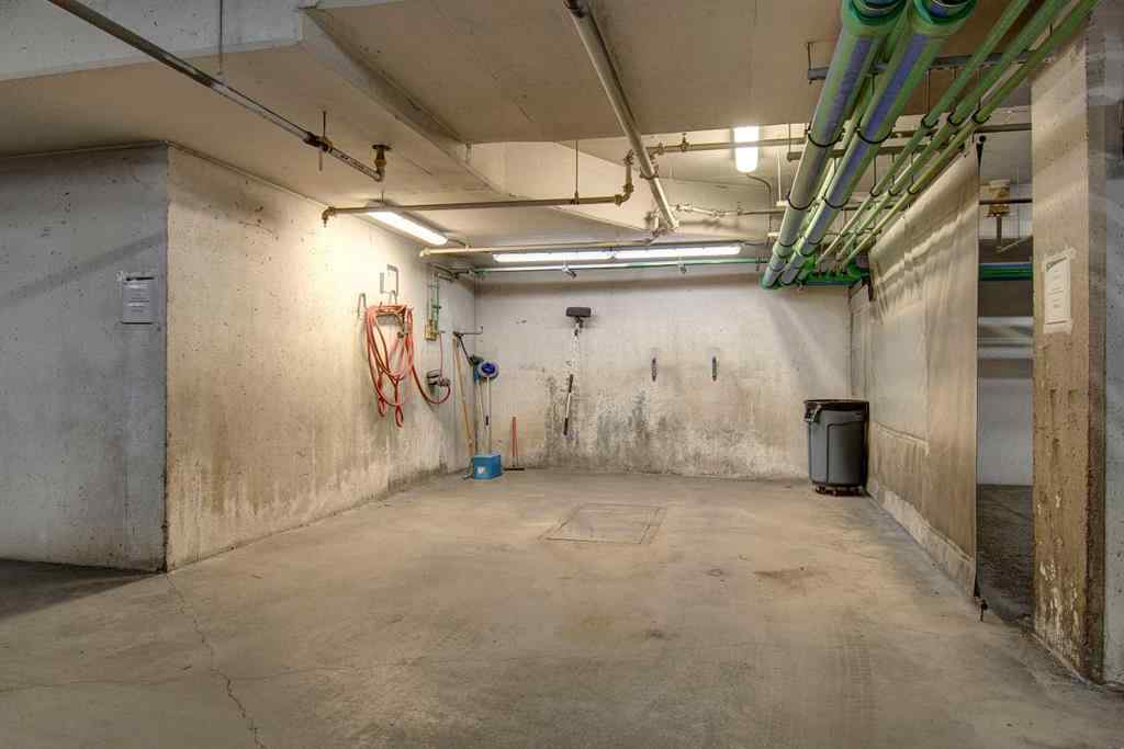 MLS® A2257624 - Unit #214 2 Hemlock Crescent SW in Spruce Cliff Calgary, Residential