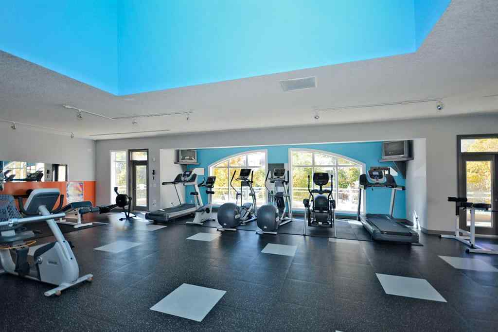 MLS® A2257624 - Unit #214 2 Hemlock Crescent SW in Spruce Cliff Calgary, Residential
