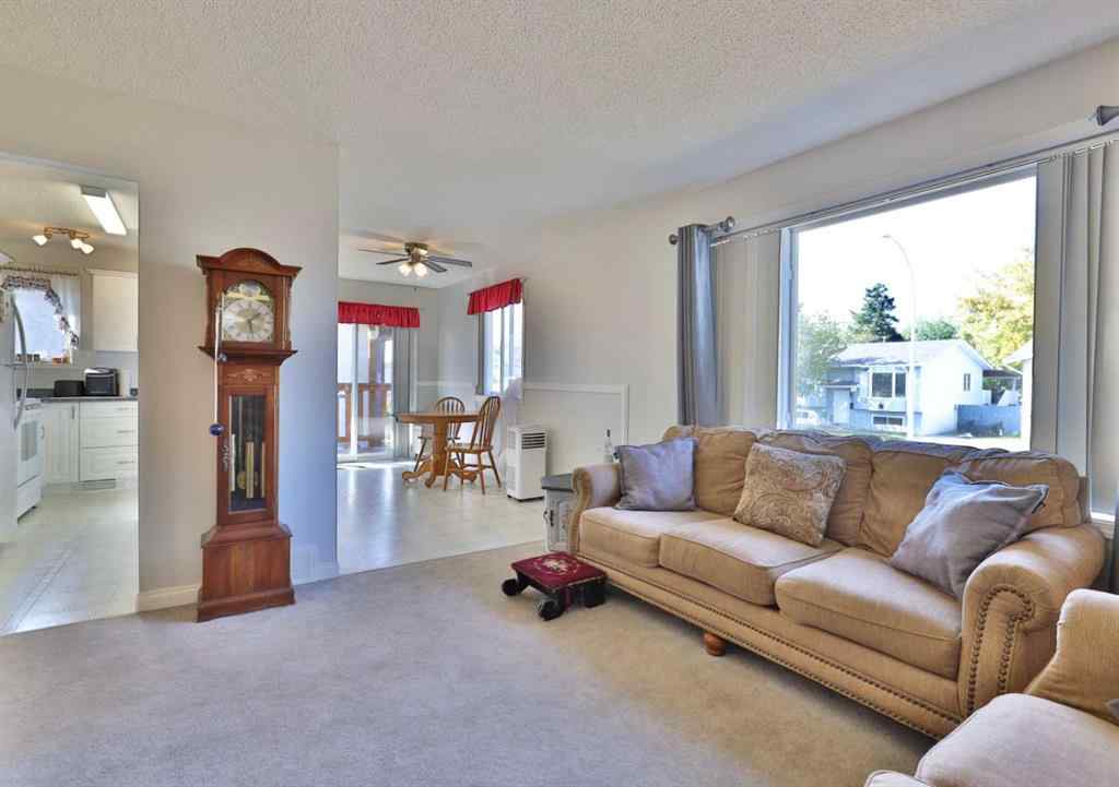 MLS® A2257625 - 66 Westview Crescent  in Harvest Meadows Blackfalds, Residential