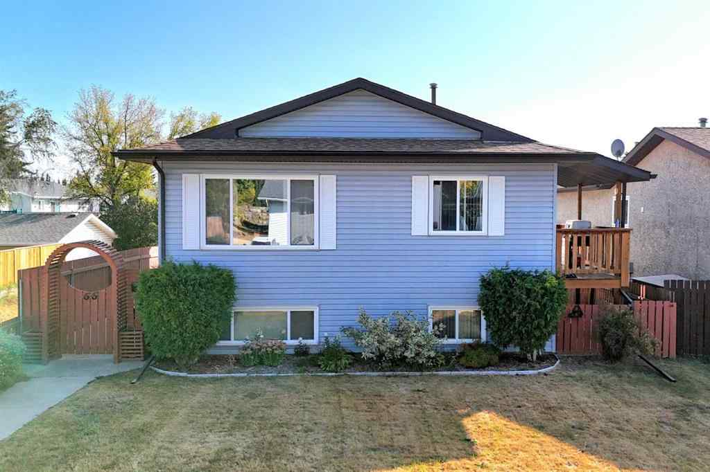 MLS® A2257625 - 66 Westview Crescent  in Harvest Meadows Blackfalds, Residential