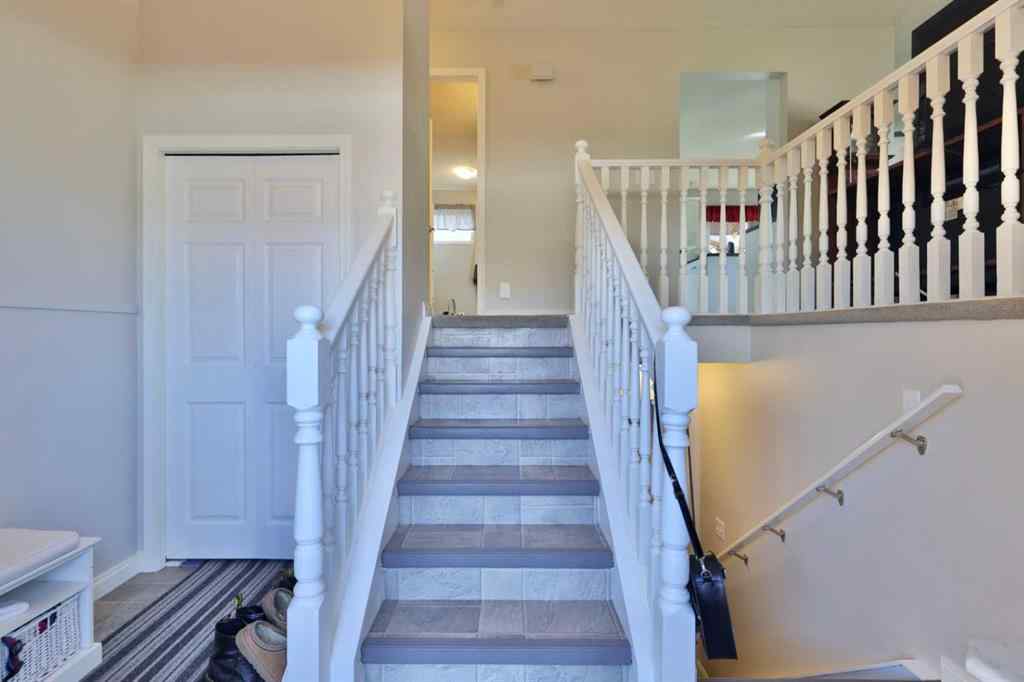 MLS® A2257625 - 66 Westview Crescent  in Harvest Meadows Blackfalds, Residential