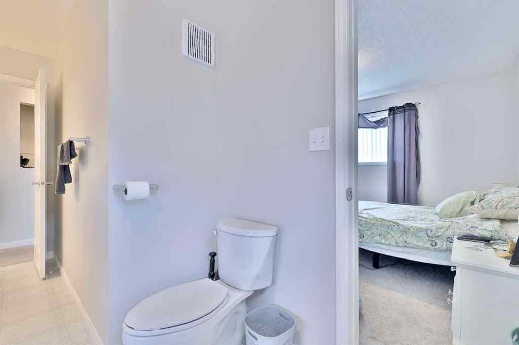 MLS® A2257625 - 66 Westview Crescent  in Harvest Meadows Blackfalds, Residential