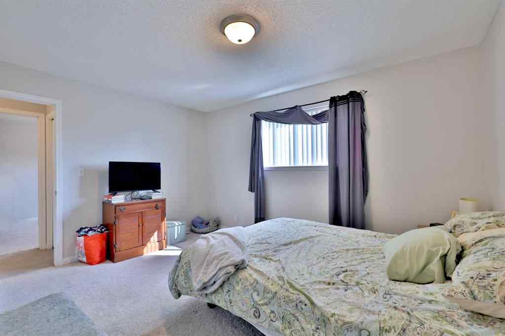 MLS® A2257625 - 66 Westview Crescent  in Harvest Meadows Blackfalds, Residential