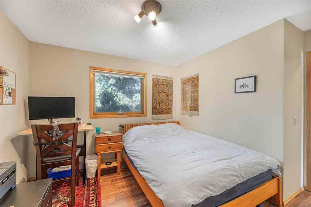 MLS® A2257626 - 651 Killarney Glen Court SW in Killarney/Glengarry Calgary, Residential