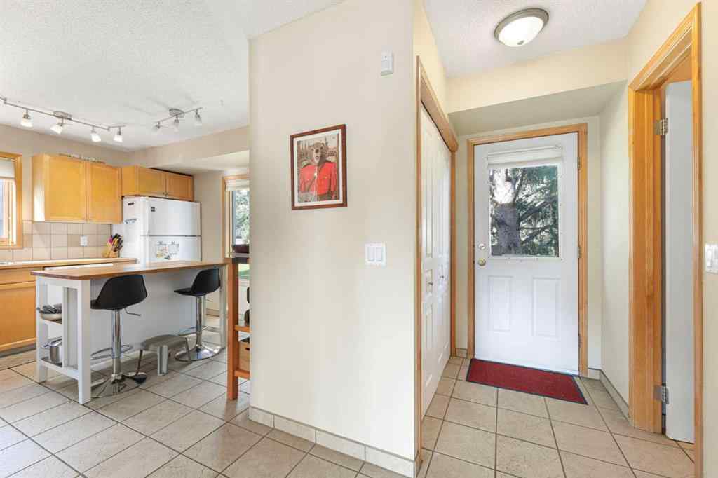 MLS® A2257626 - 651 Killarney Glen Court SW in Killarney/Glengarry Calgary, Residential