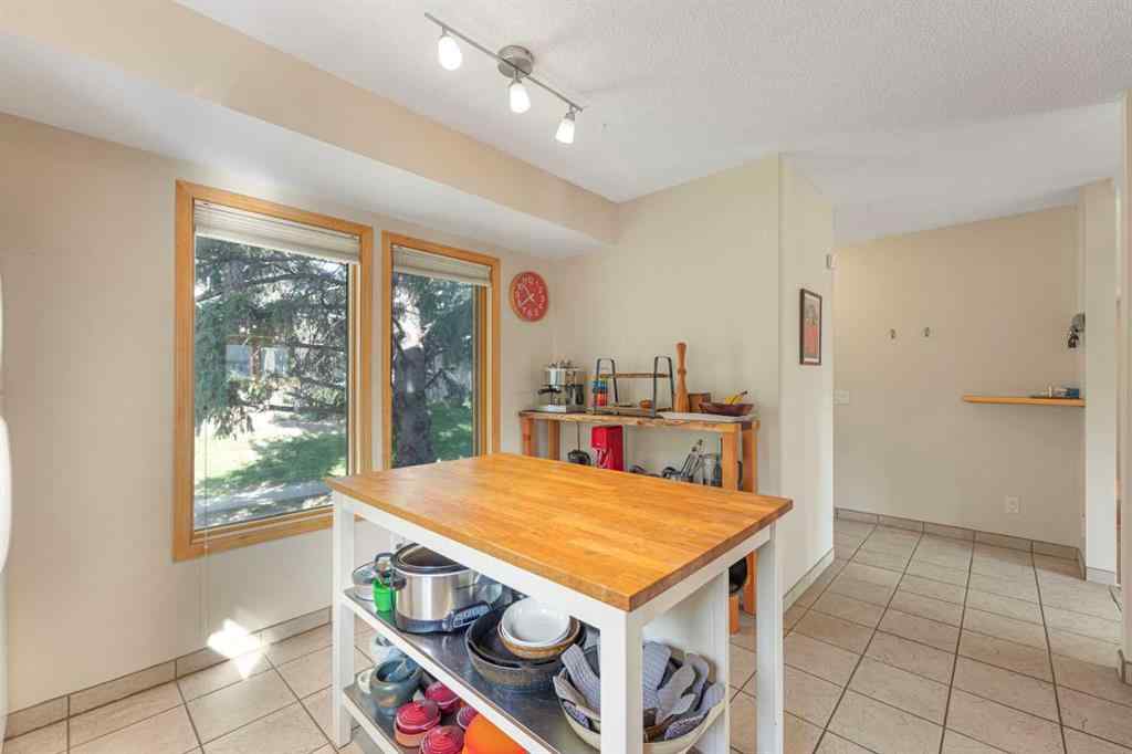 MLS® A2257626 - 651 Killarney Glen Court SW in Killarney/Glengarry Calgary, Residential